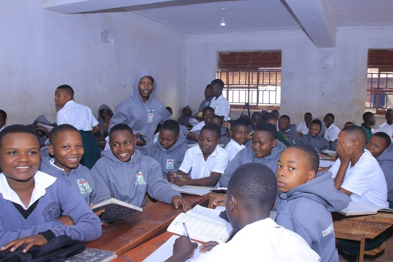 Classroom Discussion 02 768x512